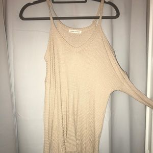 HONEY PUNCH Long Sleeve shoulder cutout Waffle top